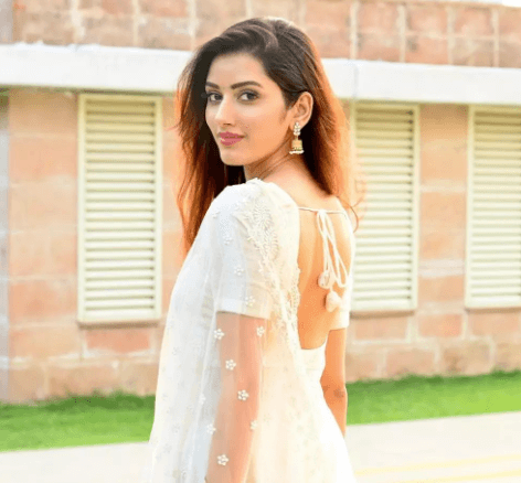 Neetu Bisht Net Worth